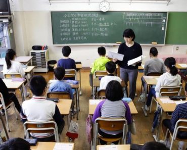 Giáo viên Nhật Bản nhiễm Covid-19 vẫn đi dạy, trường học phải đóng cửa