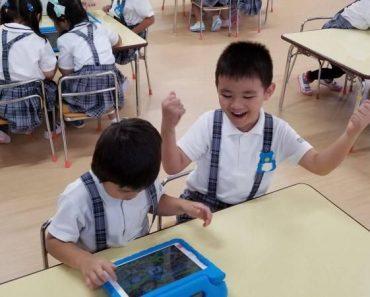 Nhật Bản: Học sinh THPT phải sắm máy tính bảng