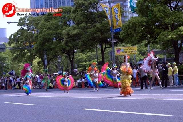 Đoàn múa Samba Brazin tại lễ hội đường phố Kobe