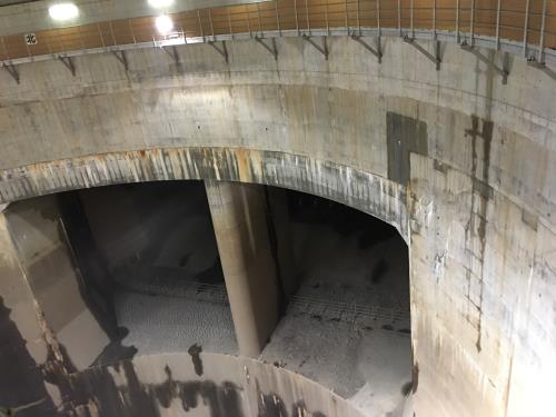 Các trục được nối thông với nhau bằng một đường hầm có thiết kế cong, đường kính 250m, dài 6,3km. Ảnh: Quốc Huy/BNEWS/TTXVN