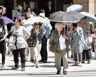 10.000 người nhập viện do nắng nóng tại Nhật Bản