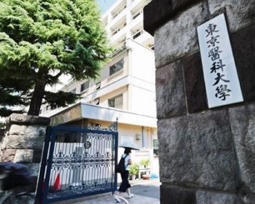 Muốn giảm lượng nữ sinh vào trường, Đại học Y của Nhật đã sửa điểm thi trong nhiều năm